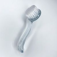 Щетка маникюрная круглая Прозрачная